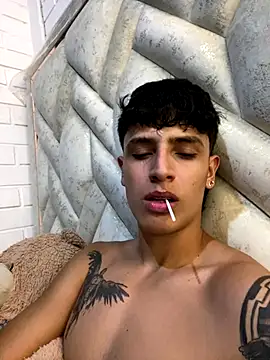 Liam Brookss online show from 11/11/25, 01:49