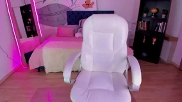 Goth Alice online show from 11/03/25, 07:26