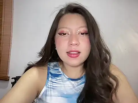 Snapshot of Rachel_James__ chatting on 11/09/25, 02:10 Rachel James online show from 11/09/25, 02:10