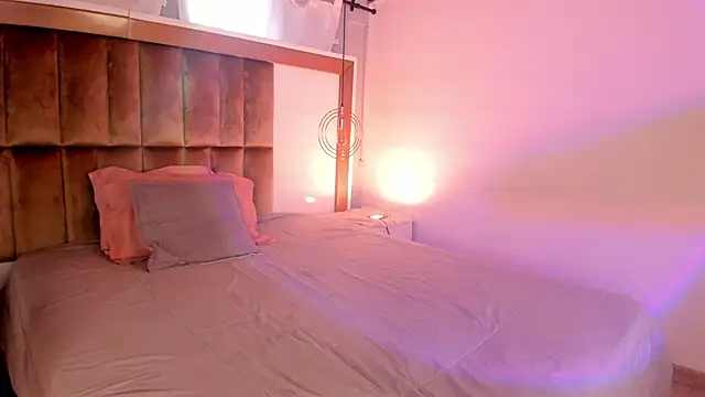 SamyShark online show from 10/17/25, 02:08