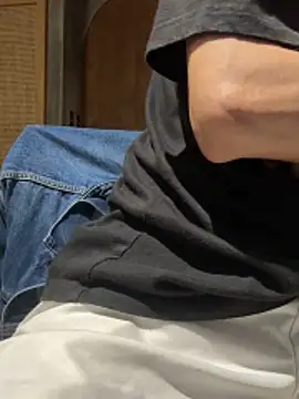 HenryLee1983-cums online show from 06/01/26, 03:36