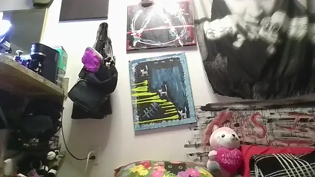 inkdhollow1 online show from 03/23/26, 02:26