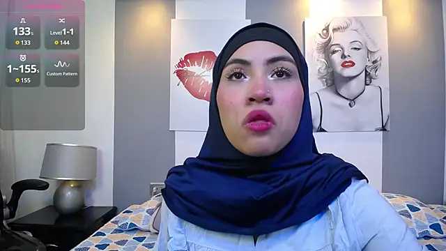 Neesha   online show from 11/12/25, 07:46