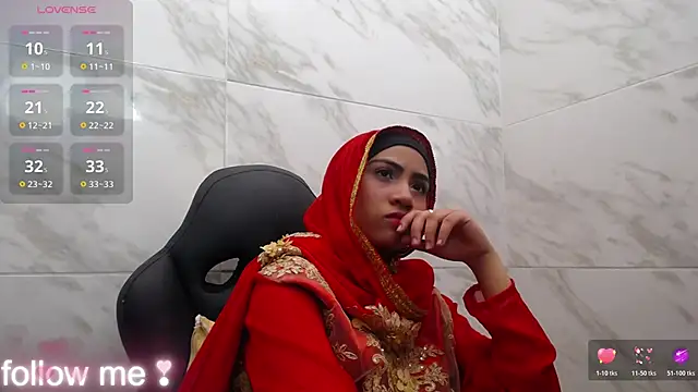 Neesha   online show from 11/21/25, 12:48