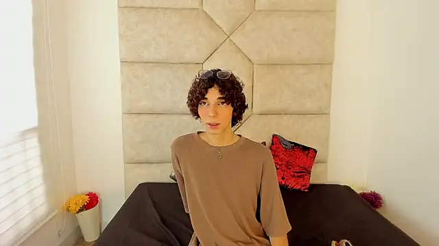 Scaarlett 22  online show from 10/01/25, 06:03