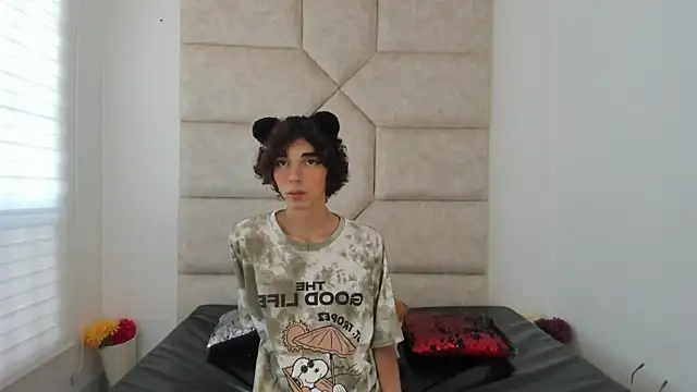 Scaarlett 22  online show from 10/02/25, 05:42