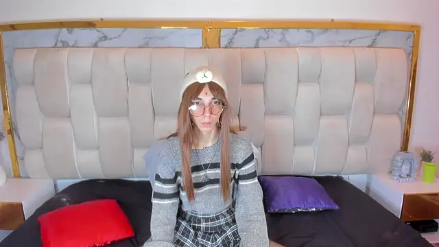 Scaarlett 22  online show from 02/17/26, 05:59