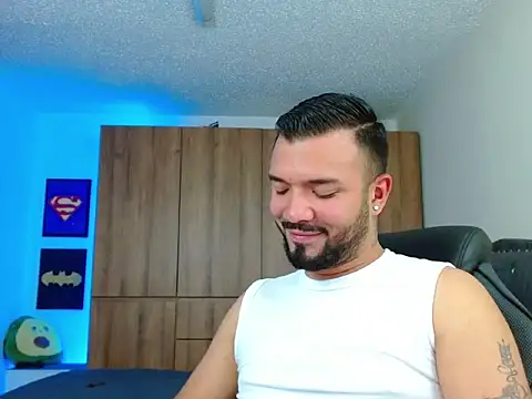 mathewv  online show from 11/22/25, 06:45