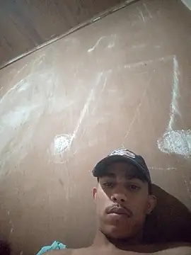 Snapshot of mestre637 chatting on 09/30/25, 04:56 mestre637 online show from 09/30/25, 04:56