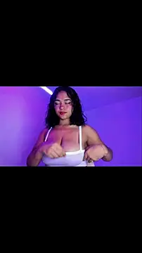 Lia0109 online show from 10/27/25, 12:04