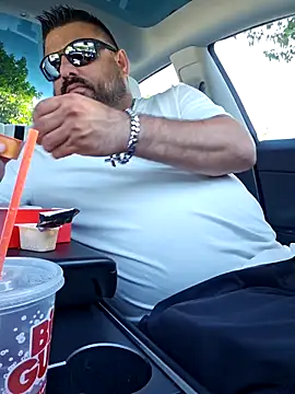 Roddog18 online show from 10/20/25, 09:04