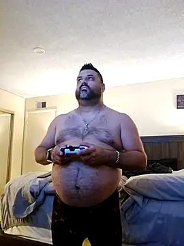 Roddog18 online show from 11/27/25, 04:03