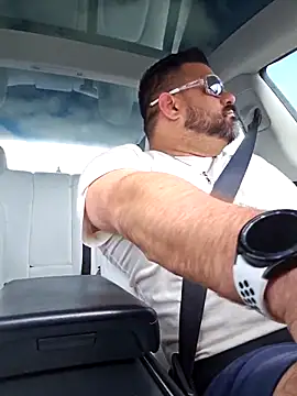 Roddog18 online show from 02/06/26, 07:06