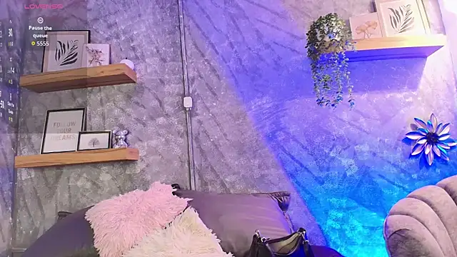 Snapshot of Nikolbrice chatting on 02/02/26, 07:12 Nikolbrice online show from 02/02/26, 07:12