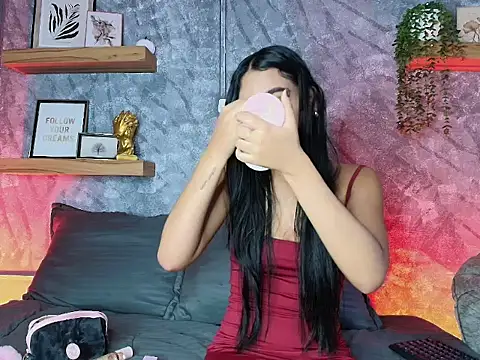 Snapshot of Nikolbrice chatting on 02/14/26, 07:10 Nikolbrice online show from 02/14/26, 07:10