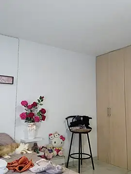 Zoe riivas online show from 11/02/25, 11:51