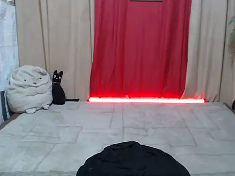 Snapshot of sweet_yummy69 chatting on 10/15/25, 12:55 sweet yummy69 online show from 10/15/25, 12:55