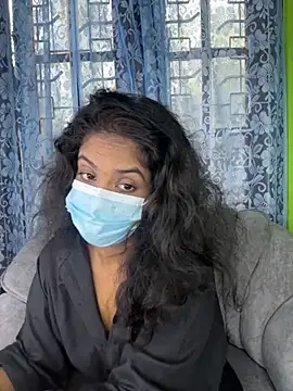 Snapshot of SukiyamaAsia chatting on 10/23/25, 04:45 SukiyamaAsia online show from 10/23/25, 04:45