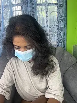 Snapshot of SukiyamaAsia chatting on 11/01/25, 05:42 SukiyamaAsia online show from 11/01/25, 05:42