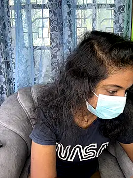 Snapshot of SukiyamaAsia chatting on 11/09/25, 08:01 SukiyamaAsia online show from 11/09/25, 08:01