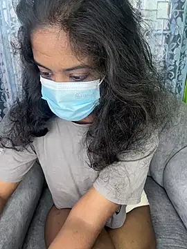 Snapshot of SukiyamaAsia chatting on 11/10/25, 07:07 SukiyamaAsia online show from 11/10/25, 07:07