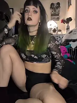 Snapshot of CherryHeart69 chatting on 10/23/25, 03:17 CherryHeart69 online show from 10/23/25, 03:17