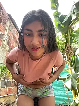 Snapshot of Sweed-virgin-pussy chatting on 10/11/25, 02:48 Sweed-virgin-pussy online show from 10/11/25, 02:48