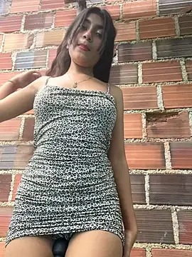 Snapshot of Sweed-virgin-pussy chatting on 10/13/25, 05:35 Sweed-virgin-pussy online show from 10/13/25, 05:35