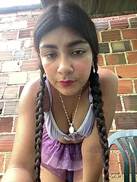 Snapshot of Sweed-virgin-pussy chatting on 10/14/25, 03:24 Sweed-virgin-pussy online show from 10/14/25, 03:24