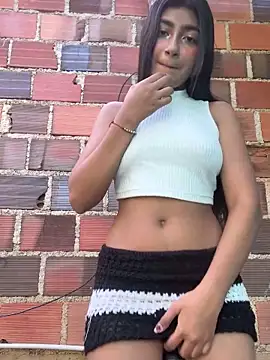 Snapshot of Sweed-virgin-pussy chatting on 10/26/25, 02:12 Sweed-virgin-pussy online show from 10/26/25, 02:12