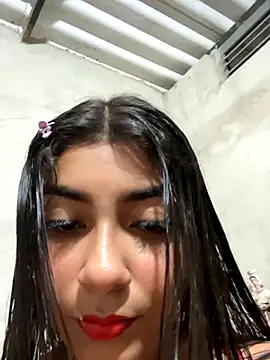 Snapshot of Sweed-virgin-pussy chatting on 11/17/25, 08:03 Sweed-virgin-pussy online show from 11/17/25, 08:03