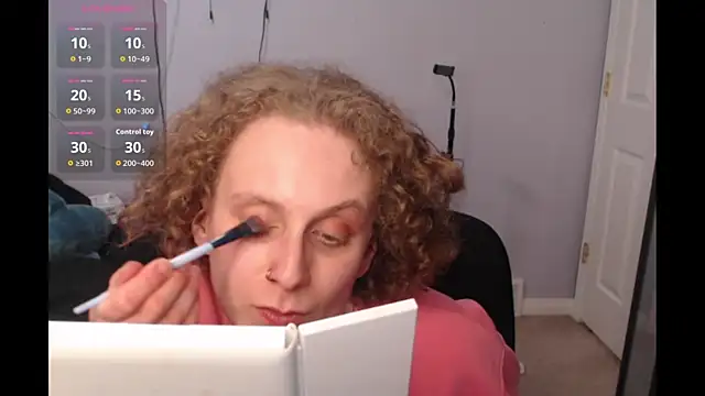 Snapshot of cinderellie chatting on 10/30/25, 03:19 cinderellie online show from 10/30/25, 03:19