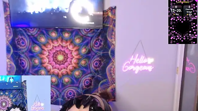 Snapshot of cinderellie chatting on 11/25/25, 03:39 cinderellie online show from 11/25/25, 03:39