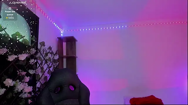 Snapshot of Kora_Red69 chatting on 11/15/25, 01:40 Kora Red69 online show from 11/15/25, 01:40