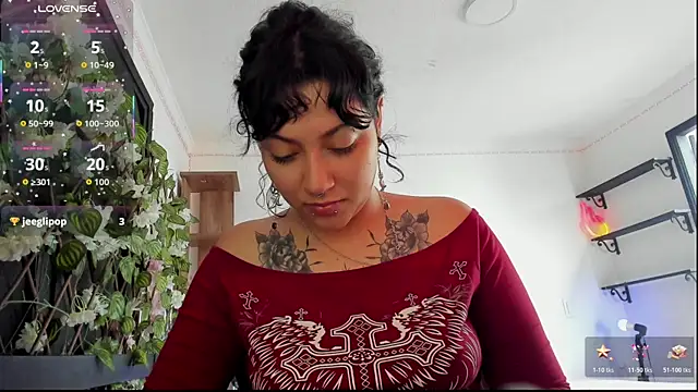 Kora Red69 online show from 03/31/26, 01:44