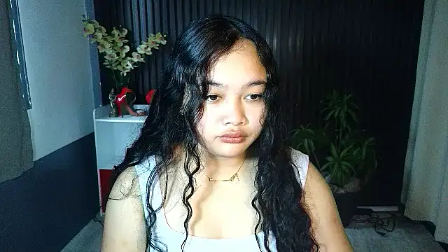 Snapshot of UrFavouriteCravings chatting on 11/24/25, 12:54 UrFavouriteCravings online show from 11/24/25, 12:54