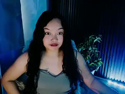 UrFavouriteCravings online show from 03/19/26, 01:42