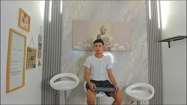 VERY HOT GUYS online show from 01/18/26, 02:32