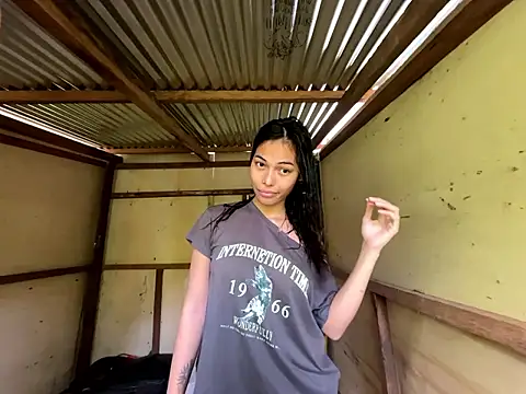 Diana more online show from 01/06/26, 01:20