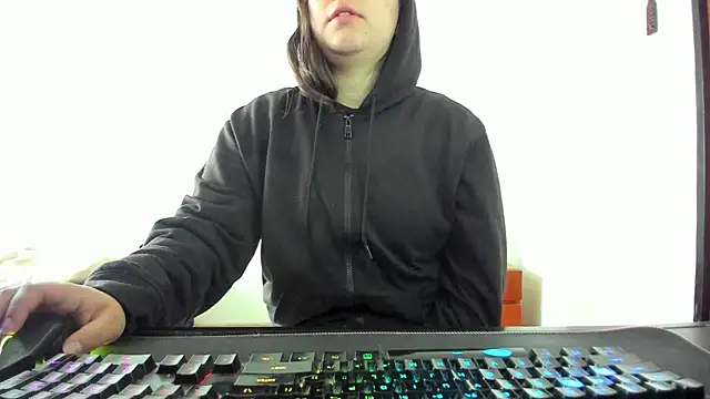 annyaparis online show from 04/16/26, 12:50