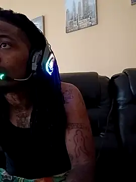 Snapshot of Kadsanova chatting on 10/29/25, 04:20 Kadsanova online show from 10/29/25, 04:20