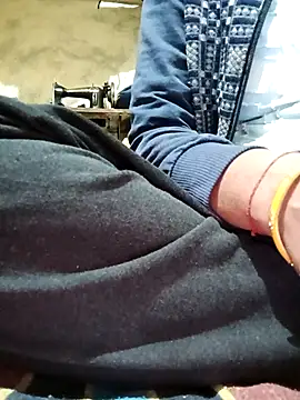 LOVE-VIKA online show from 11/22/25, 08:35