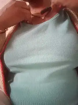 LOVE-VIKA online show from 02/04/26, 05:46