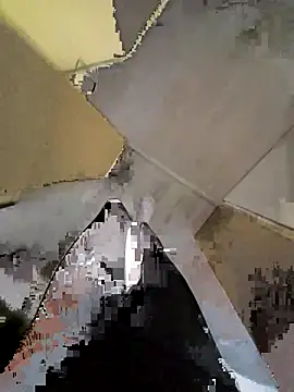 Snapshot of rezzzze chatting on 10/22/25, 09:20 rezzzze online show from 10/22/25, 09:20