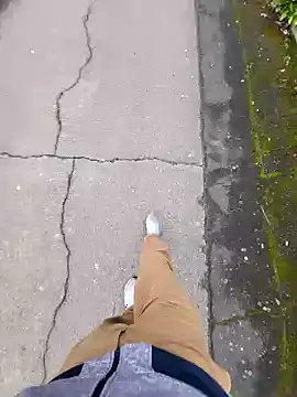 Snapshot of rezzzze chatting on 02/25/26, 09:19 rezzzze online show from 02/25/26, 09:19