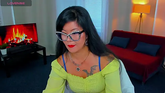 BeckySunday online show from 10/01/25, 12:44