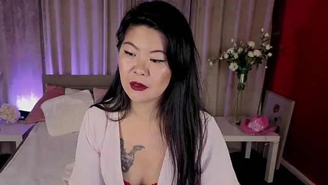 BeckySunday online show from 10/18/25, 08:20