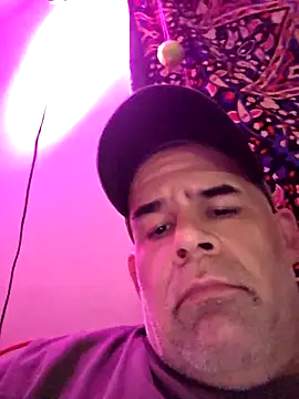 DeeBestEver online show from 11/12/25, 01:11