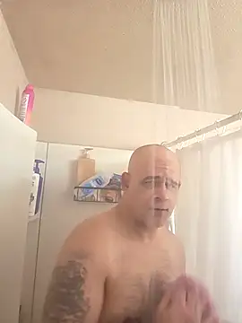 DeeBestEver online show from 02/20/26, 05:13