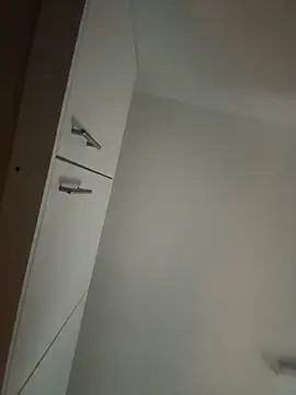 Snapshot of Victoria6989 chatting on 12/18/25, 10:54 Victoria6989 online show from 12/18/25, 10:54